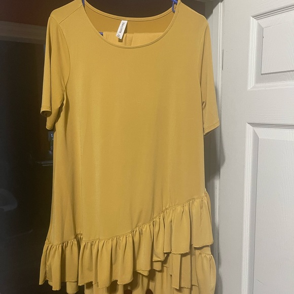 Zenana Outfitters 2 piece set - Picture 3 of 5